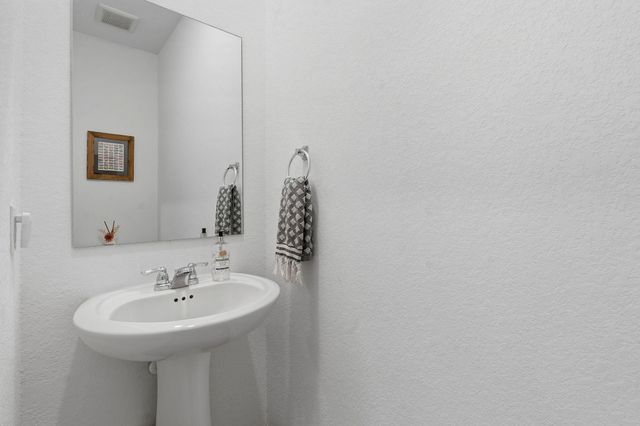 209 Zamora XING 362, Austin, TX 78748