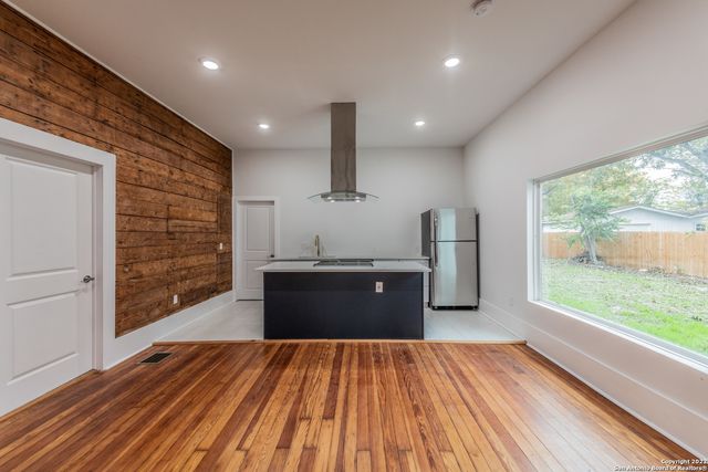 121 E Highland Blvd Unit 101, San Antonio, TX 78210