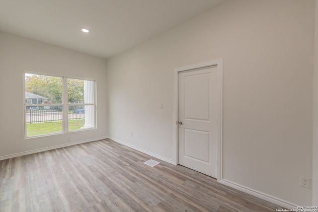 121 E Highland Blvd Unit 101, San Antonio, TX 78210