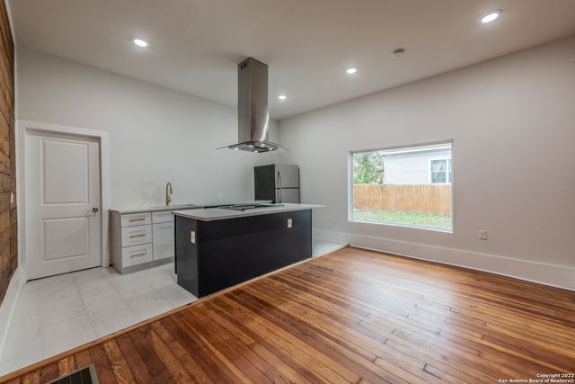 121 E Highland Blvd Unit 101, San Antonio, TX 78210