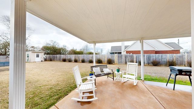 21 June Drive, Midland City, AL 36350