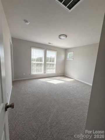 212 Ferebee Place, Charlotte, NC 28213