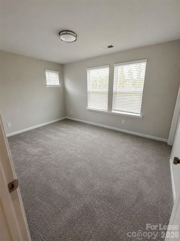 212 Ferebee Place, Charlotte, NC 28213