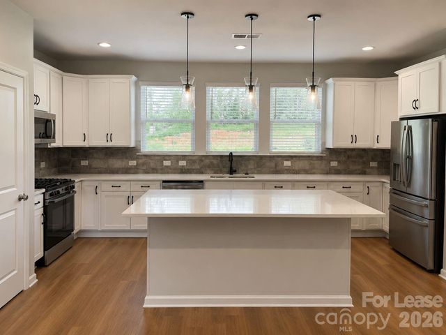 212 Ferebee Place, Charlotte, NC 28213