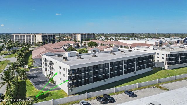 121 Lancha Circle 207, Satellite Beach, FL 32937