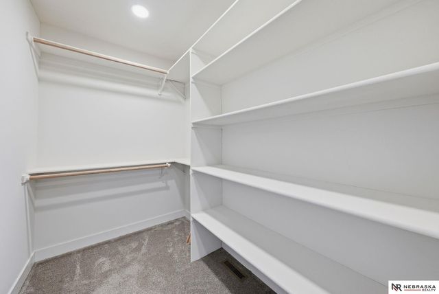 4048 Northview Drive, Grand Island, NE 68803