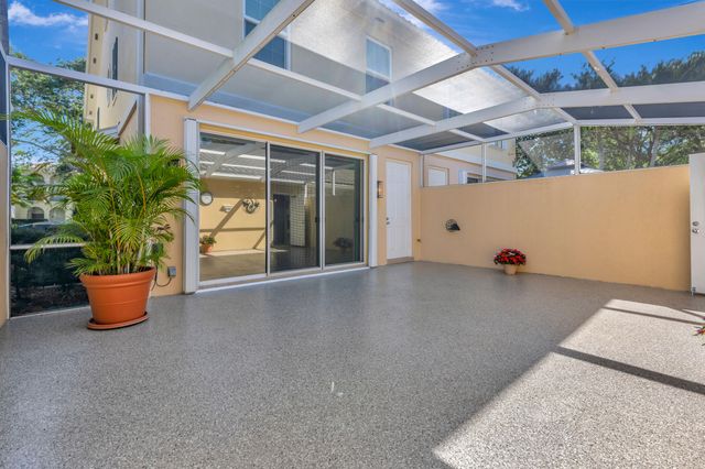 216 Barcelona Drive, Jupiter, FL 33458