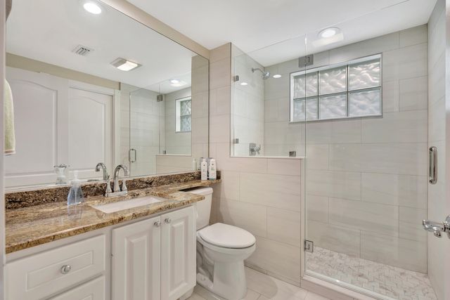 216 Barcelona Drive, Jupiter, FL 33458