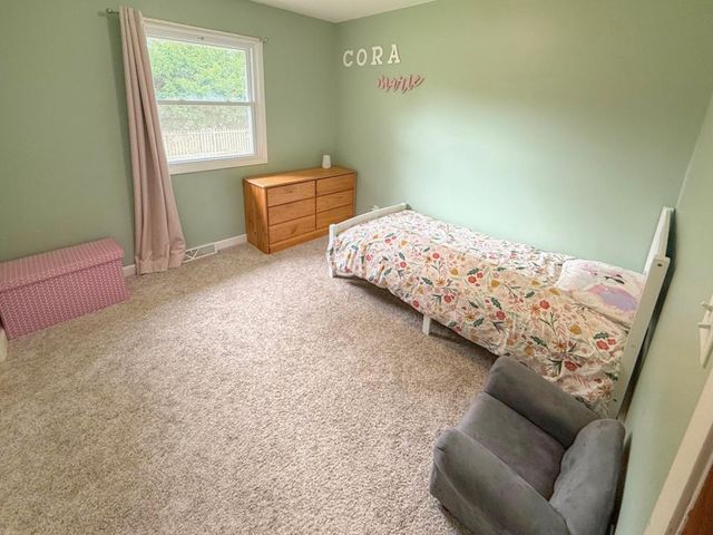 W157N9822 Glenwood ROAD, Germantown, WI 53022