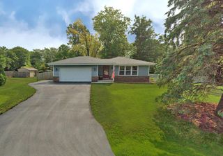 W157N9822 Glenwood ROAD, Germantown, WI 53022
