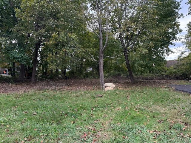 66 Forest St, Middleboro, MA 02346