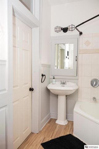 319 S 27th Street, Lincoln, NE 68510