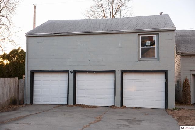 319 S 27th Street, Lincoln, NE 68510