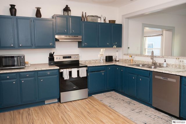 319 S 27th Street, Lincoln, NE 68510