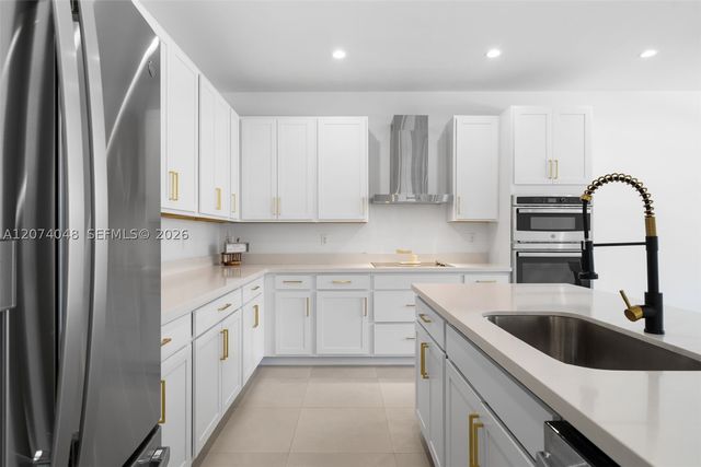 15875 SW 90th Ave, Palmetto Bay, FL 33157