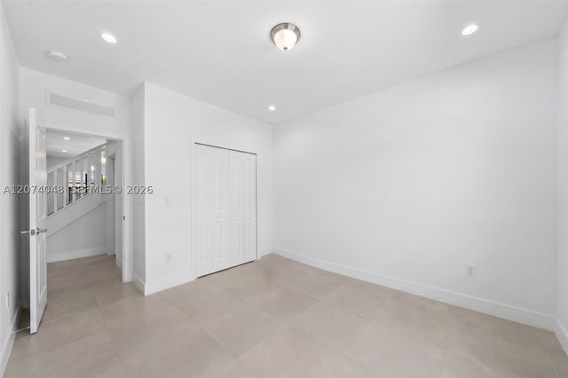 15875 SW 90th Ave, Palmetto Bay, FL 33157