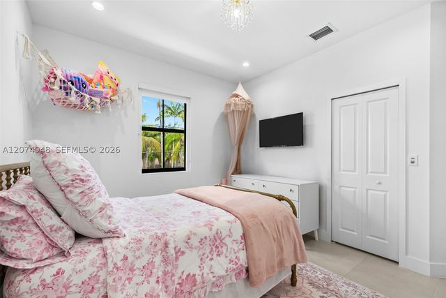 15875 SW 90th Ave, Palmetto Bay, FL 33157