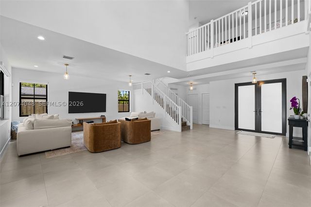 15875 SW 90th Ave, Palmetto Bay, FL 33157