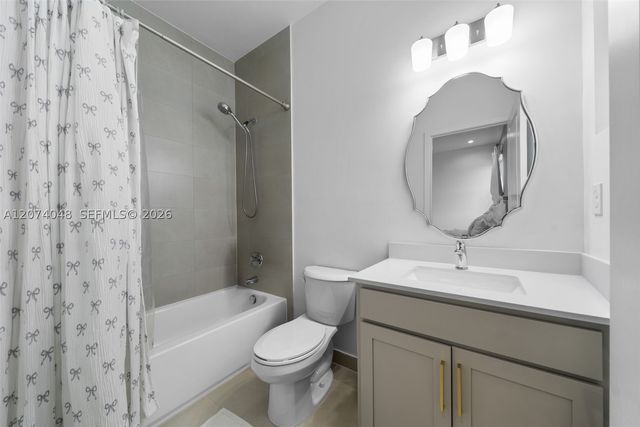15875 SW 90th Ave, Palmetto Bay, FL 33157
