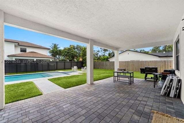 15875 SW 90th Ave, Palmetto Bay, FL 33157