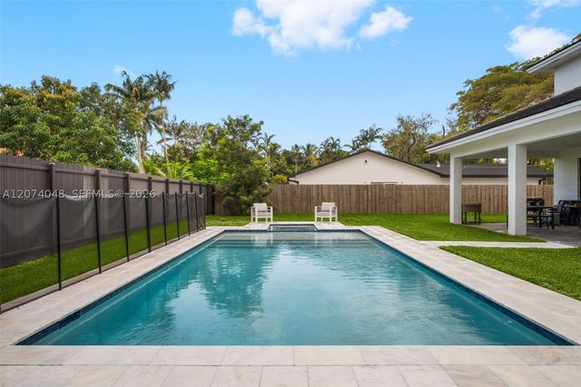 15875 SW 90th Ave, Palmetto Bay, FL 33157
