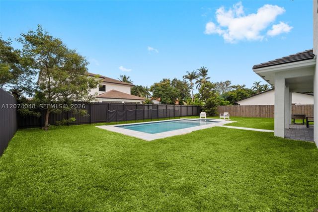 15875 SW 90th Ave, Palmetto Bay, FL 33157