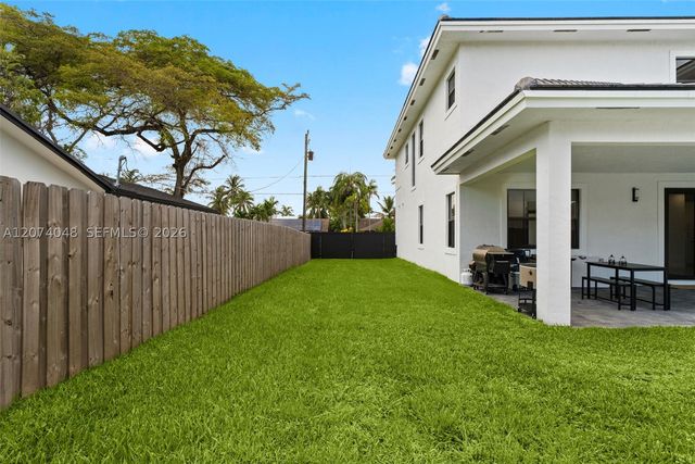 15875 SW 90th Ave, Palmetto Bay, FL 33157