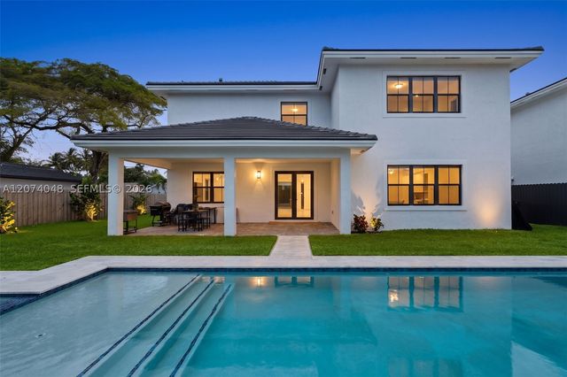 15875 SW 90th Ave, Palmetto Bay, FL 33157
