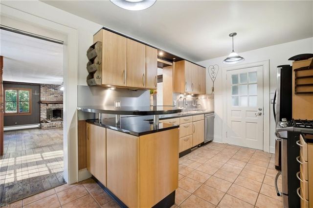 4517 Wake Forest RD, Portsmouth, VA 23703