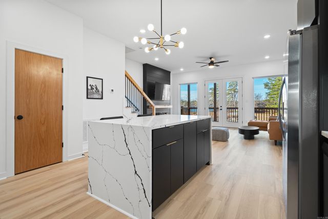 535 Northshore Drive, Hot Springs, AR 71913