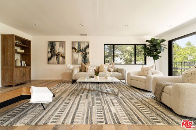 11587 Sunshine Terrace, Los Angeles, CA 91604
