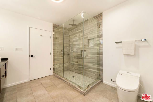 11587 Sunshine Terrace, Los Angeles, CA 91604
