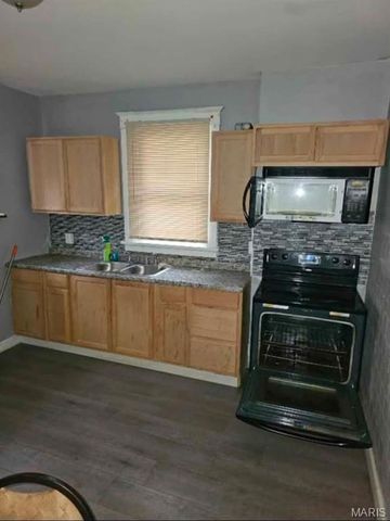 4876 Calvin Avenue, St Louis, MO 63115