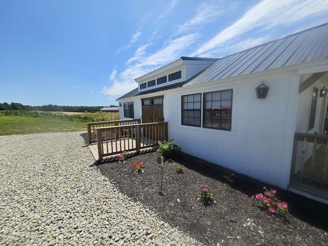 250 Seiber Ridge Rd, Hohenwald, TN 38462
