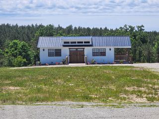 250 Seiber Ridge Rd, Hohenwald, TN 38462