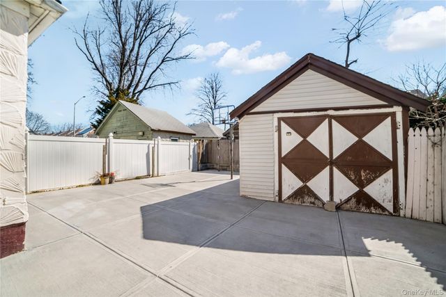 8905 Moline Street, Queens Village, NY 11428