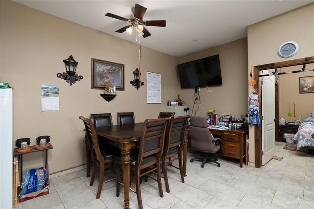 21712 N Val Verde Road, Edinburg, TX 78542