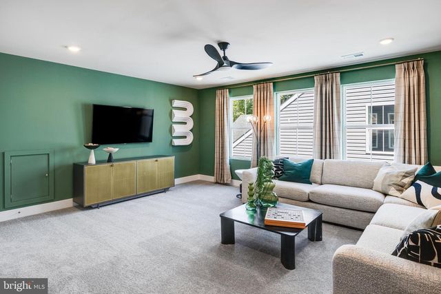 10057 SHENANDOAH LN, White Plains, MD 20695