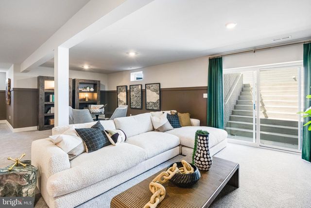 10057 SHENANDOAH LN, White Plains, MD 20695