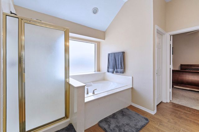 3004 Glenwood Drive, Joshua, TX 76058