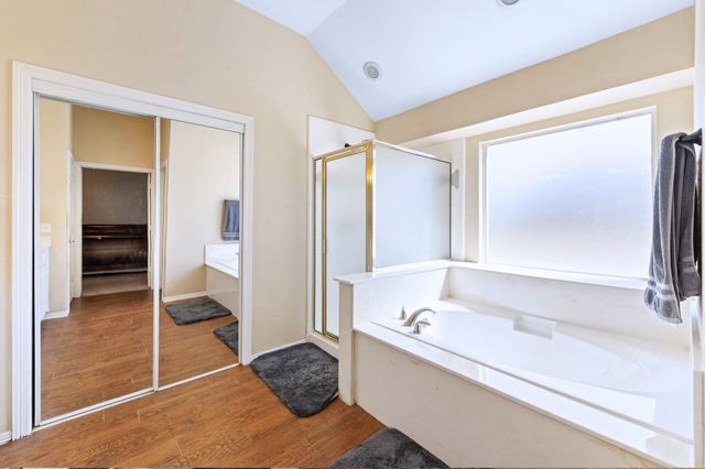 3004 Glenwood Drive, Joshua, TX 76058