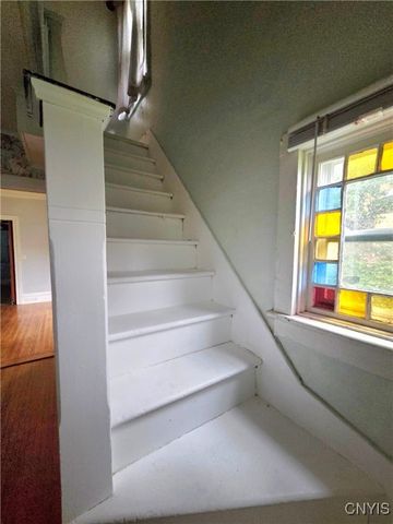 98 Franklin Street Lower, Auburn, NY 13021