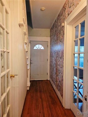 98 Franklin Street Lower, Auburn, NY 13021