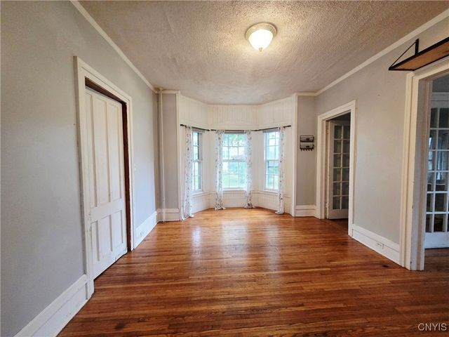 98 Franklin Street Lower, Auburn, NY 13021