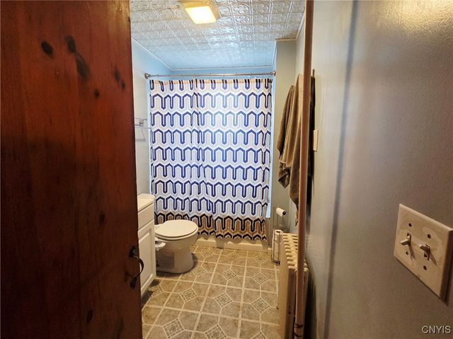 98 Franklin Street Lower, Auburn, NY 13021