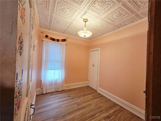 98 Franklin Street Lower, Auburn, NY 13021