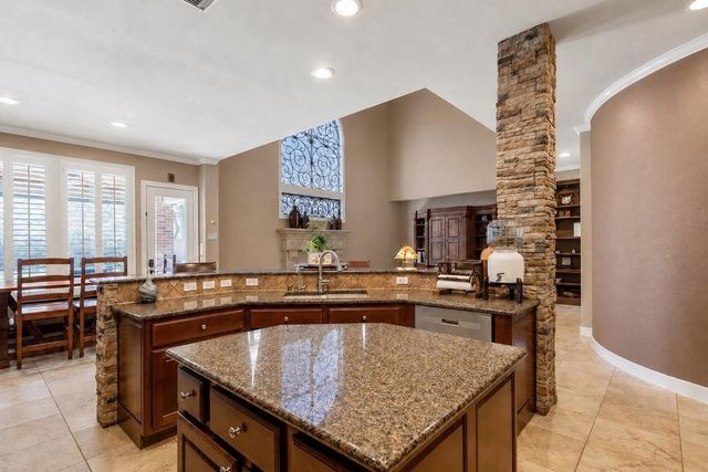 134 Manor Lake Estates Drive, Spring, TX 77379