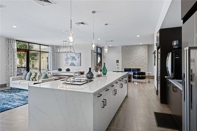 775 Juniper Street NE 309, Atlanta, GA 30308