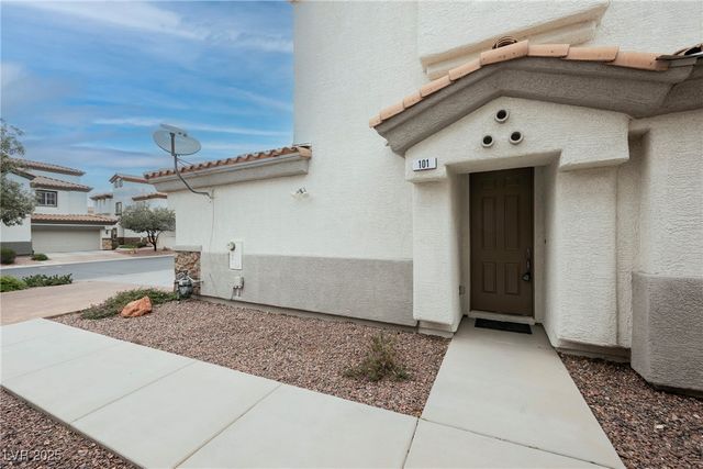 1110 Luna Eclipse Lane 1, Henderson, NV 89002