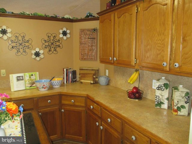 284 WAVERLY CT, Fayetteville, PA 17222